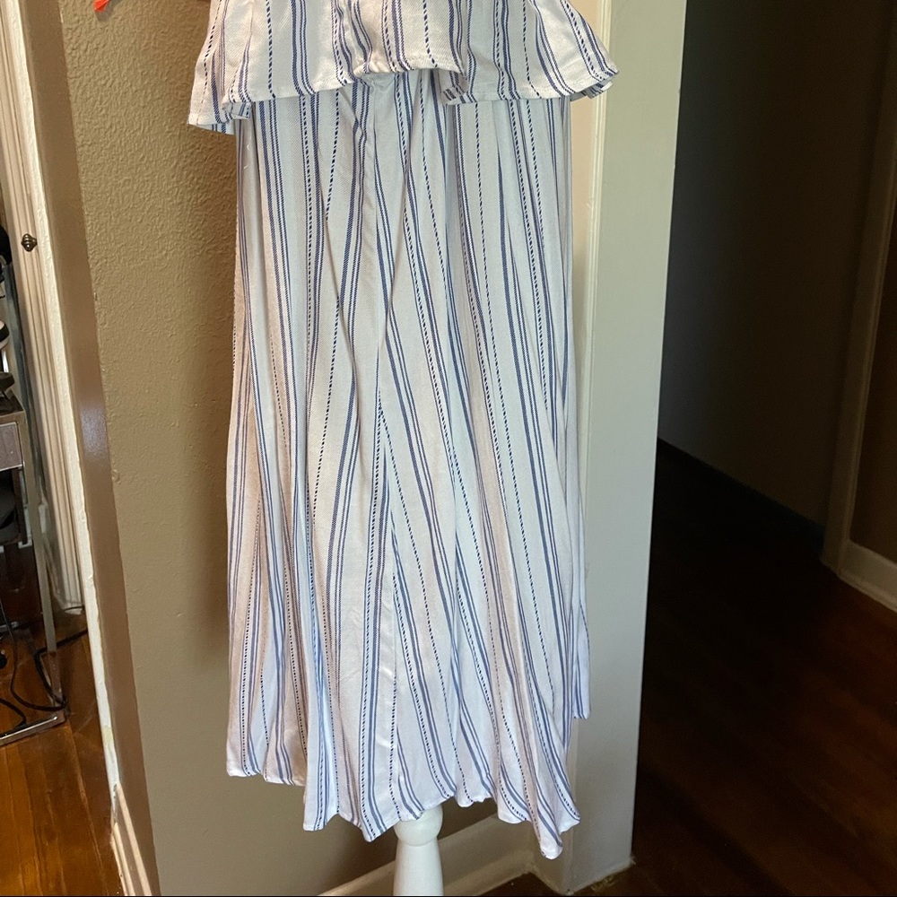 Dress - Picture 2 of 5